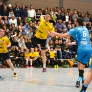 Trotz der hohen Niederlage gegen den Bundesligisten hatten Marcel Meyer (beim Wurf) und seine Teamkameraden viel Spaß beim KSK Matchday! Foto: Barth