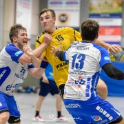 Im Hinspiel zeigten Luis Kuhnle und seine Weinstädter ein starkes Spiel gegen die HSG Schönbuch. Foto: HWT