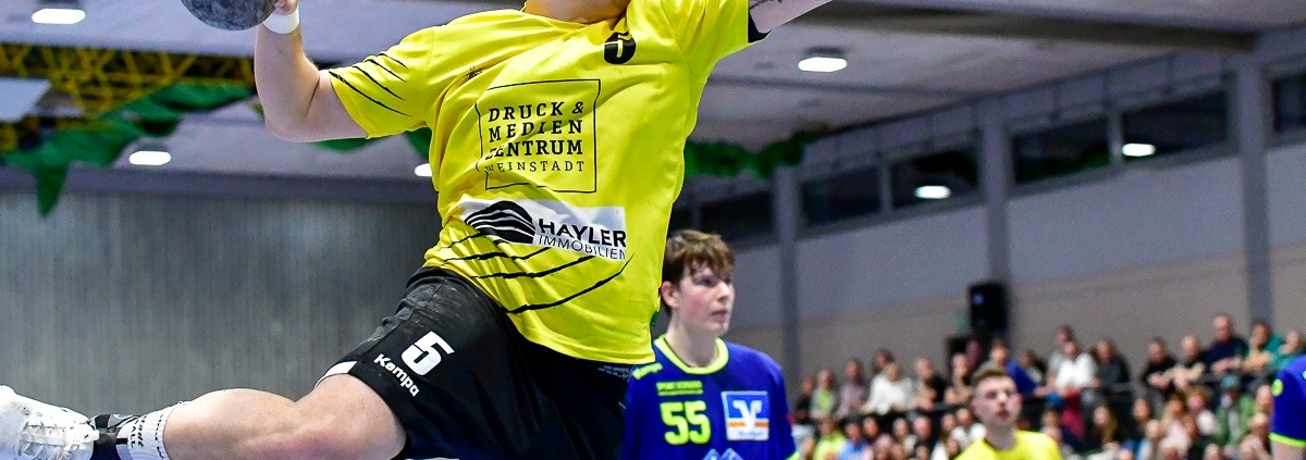 Sascha Wilhelm und sein Team wollen sich gegen den TV Reichenbach drei Matchbälle erspielen. Foto: HWT